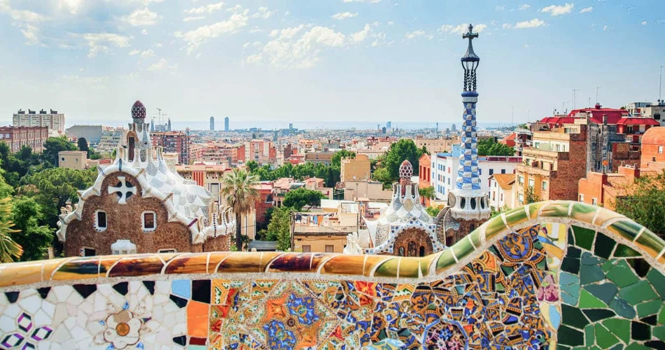 Barcelona in 48 Hours: Gaudí, Tapas & Beaches