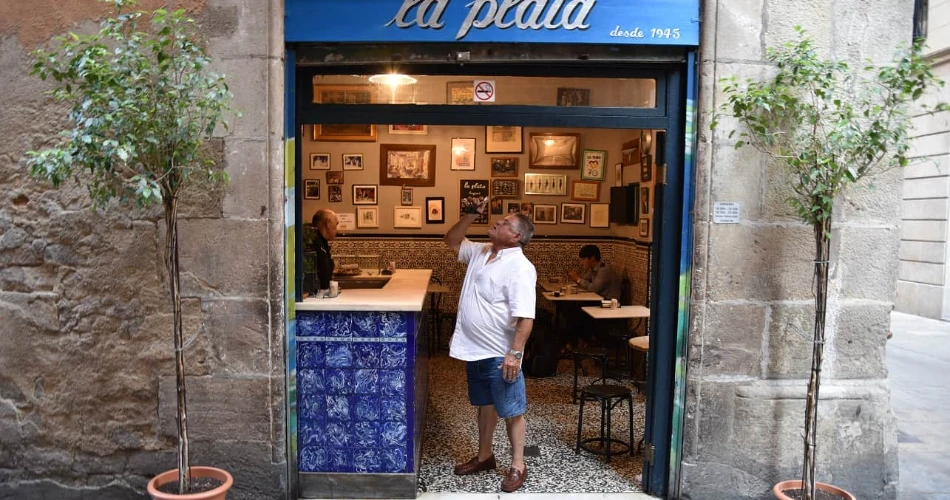 Barcelona in 48 Hours: Gaudí, Tapas & Beaches