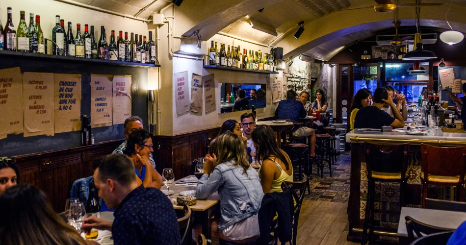 Barcelona in 48 Hours: Gaudí, Tapas & Beaches